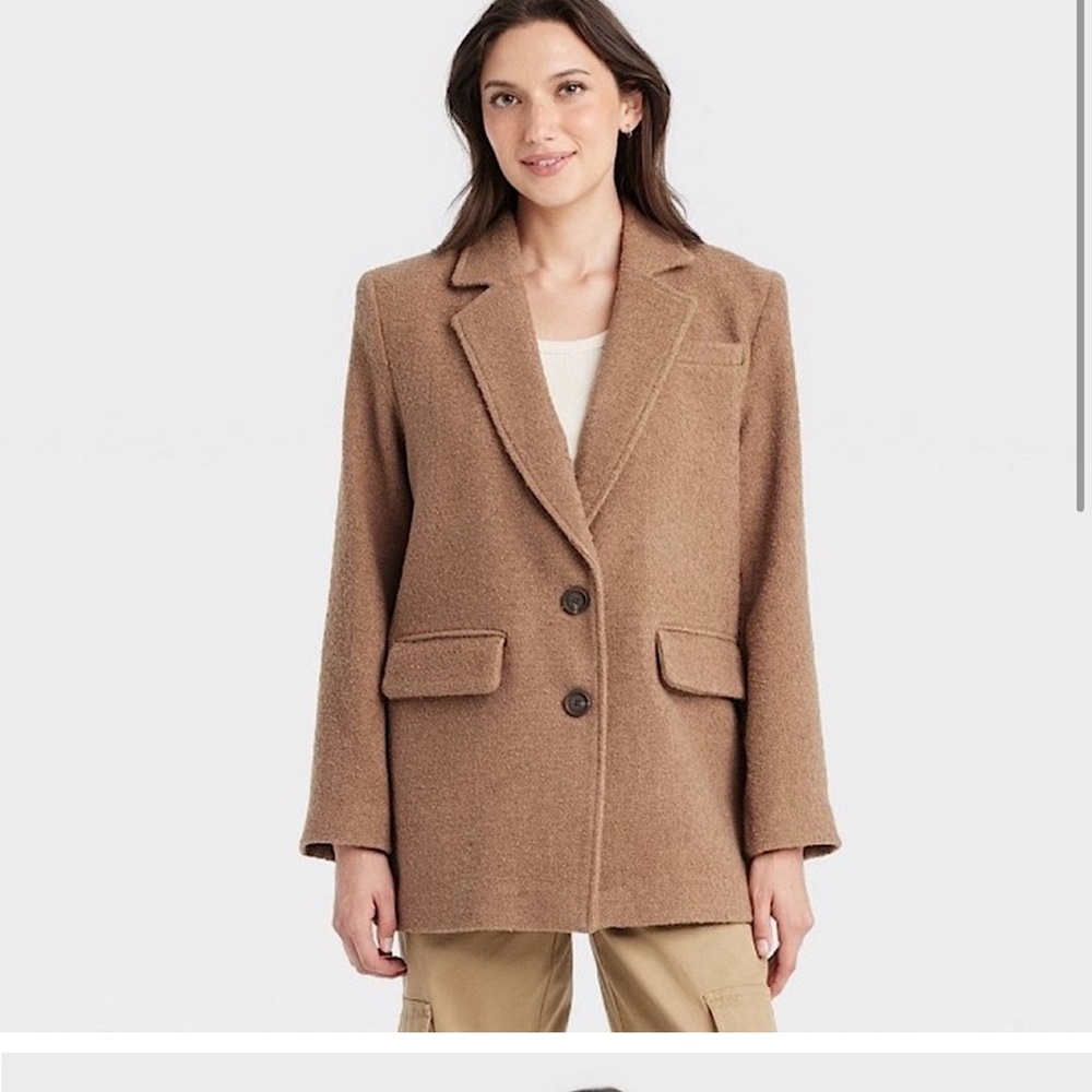 Women's Tan Coat
